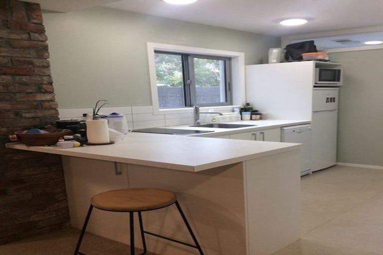 Photo of property in 39a Mantell Street, Seatoun, Wellington, 6022