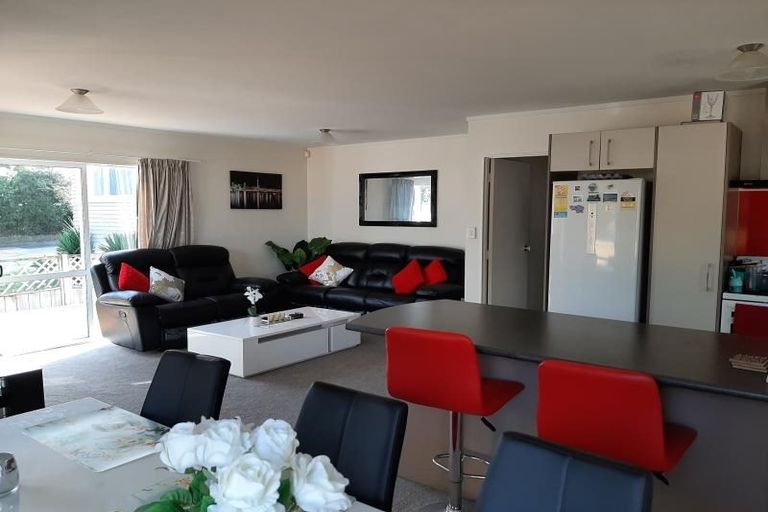 Photo of property in 1a Hinemoa Street, Onerahi, Whangarei, 0110