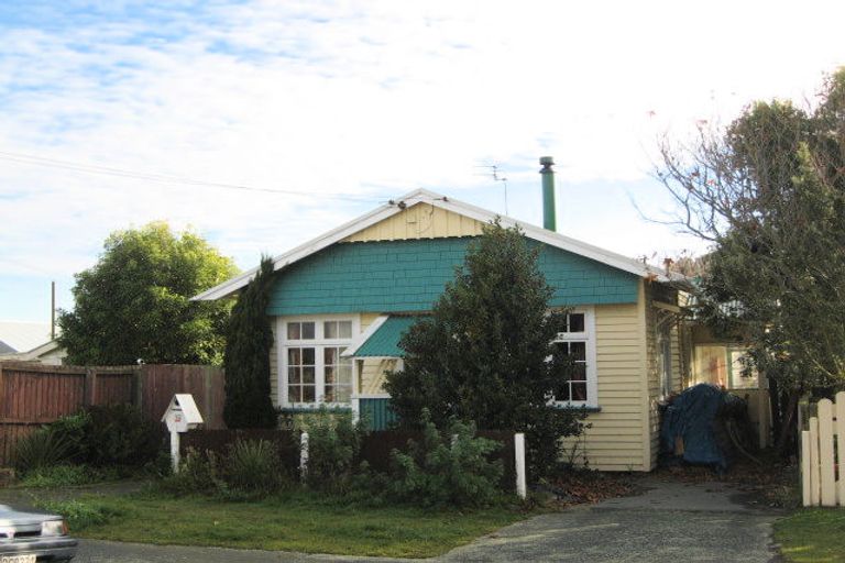 Photo of property in 12 Falcon Street, New Brighton, Christchurch, 8061