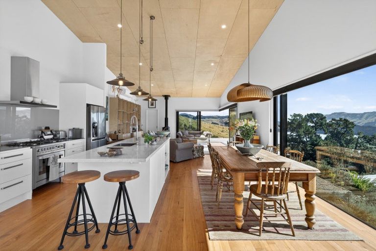 Photo of property in 18 Doris Faigan Lane, Charteris Bay, Lyttelton, 8971