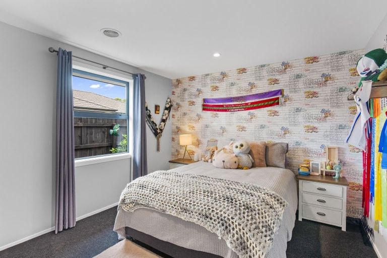 Photo of property in 47 San Priamo Place, Paraparaumu Beach, Paraparaumu, 5032