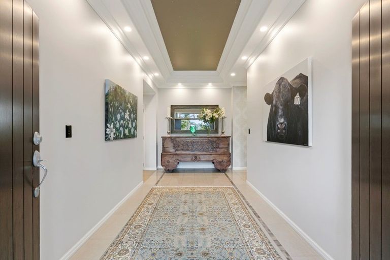 Photo of property in 38 Saint Heliers Place, Papamoa Beach, Papamoa, 3118