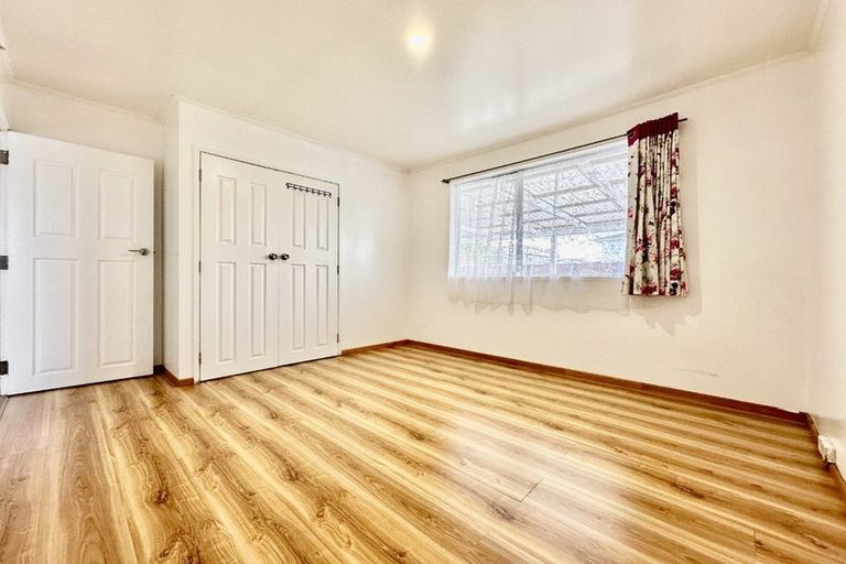 Photo of property in 57 Hyperion Drive, Randwick Park, Auckland, 2105