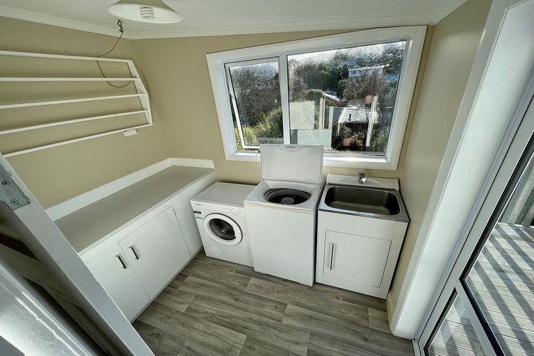 Photo of property in 72 Kaikorai Valley Road, Kaikorai, Dunedin, 9010