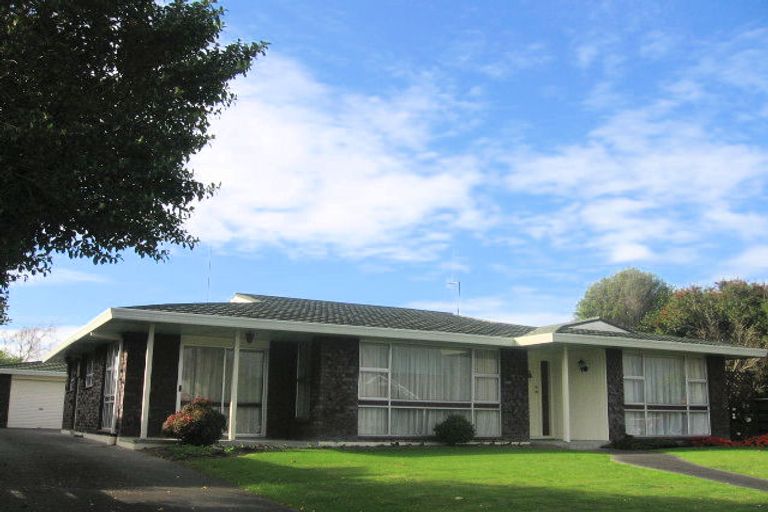 Photo of property in 5 Chippendale Crescent, Highbury, Palmerston North, 4412