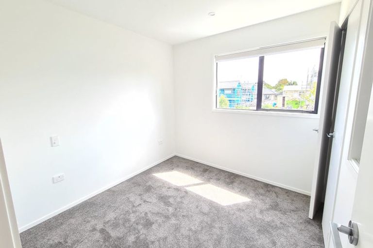 Photo of property in 5/57 Taikata Road, Te Atatu Peninsula, Auckland, 0610