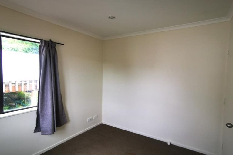 Photo of property in 19 Virgo Place, Glen Eden, Auckland, 0602