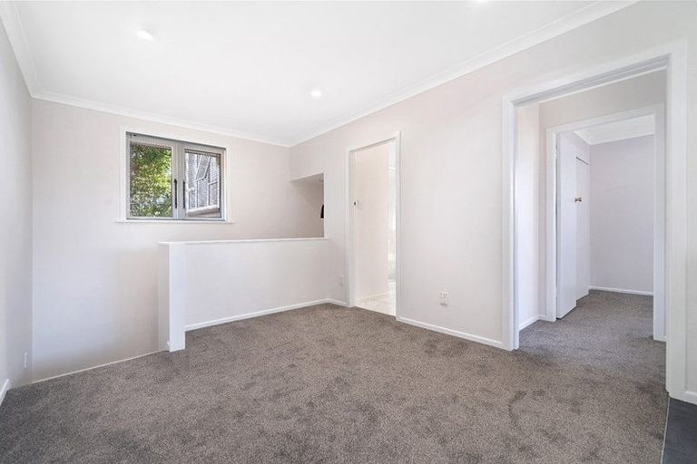 Photo of property in 93 Rosier Road, Glen Eden, Auckland, 0602