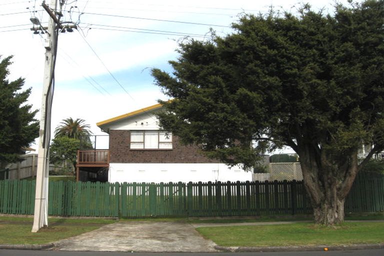 Photo of property in 2/1 Clark Road, Pahurehure, Papakura, 2113