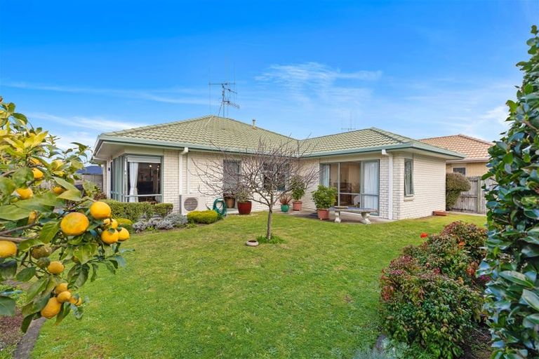 Photo of property in 27 Lavender Place, Papamoa Beach, Papamoa, 3118