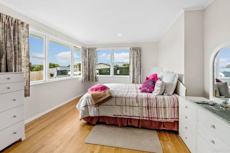 Photo of property in 286 Rangatira Road, Beach Haven, Auckland, 0626