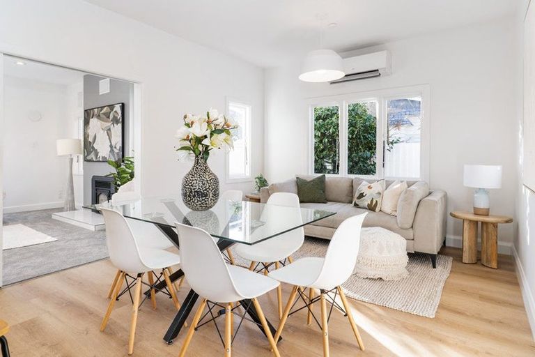 Photo of property in 8 Bradshaw Terrace, Riccarton, Christchurch, 8011