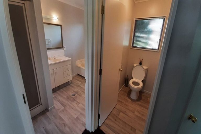 Photo of property in 2/32 Stanley Street, Wharewaka, Taupo, 3330