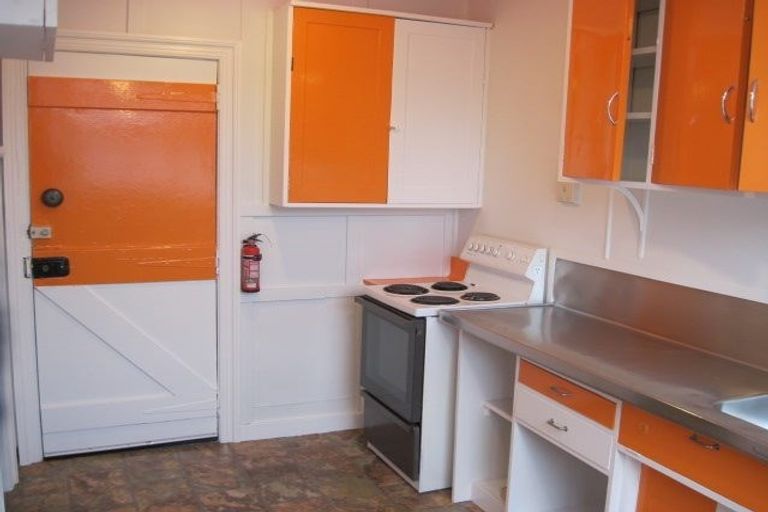 Photo of property in 93 Champion Street, Edgeware, Christchurch, 8013