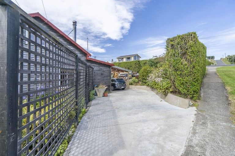 Photo of property in 3 Shrewsbury Street, Riverton/aparima, Riverton, 9822