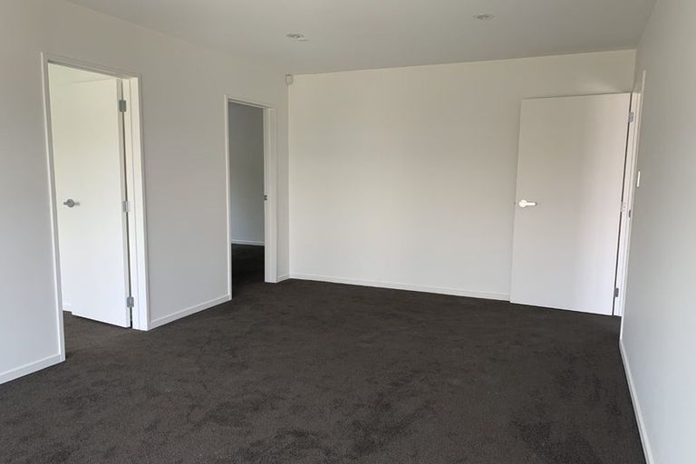 Photo of property in 70 Kerrykeel Drive, Flat Bush, Auckland, 2019