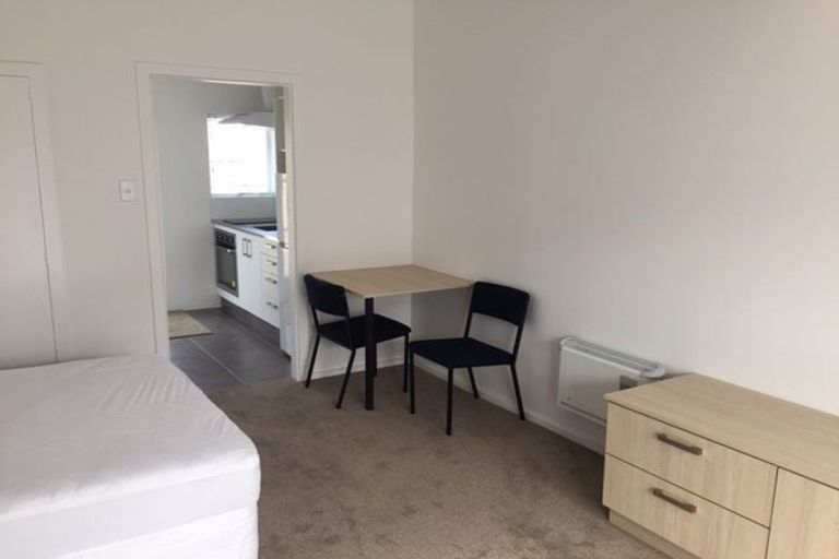 Photo of property in 594 Barbadoes Street, Edgeware, Christchurch, 8013