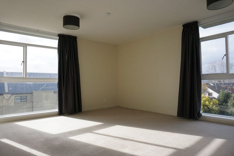Photo of property in Garlinge Apartments, 14 Rhodes Street, Merivale, Christchurch, 8014