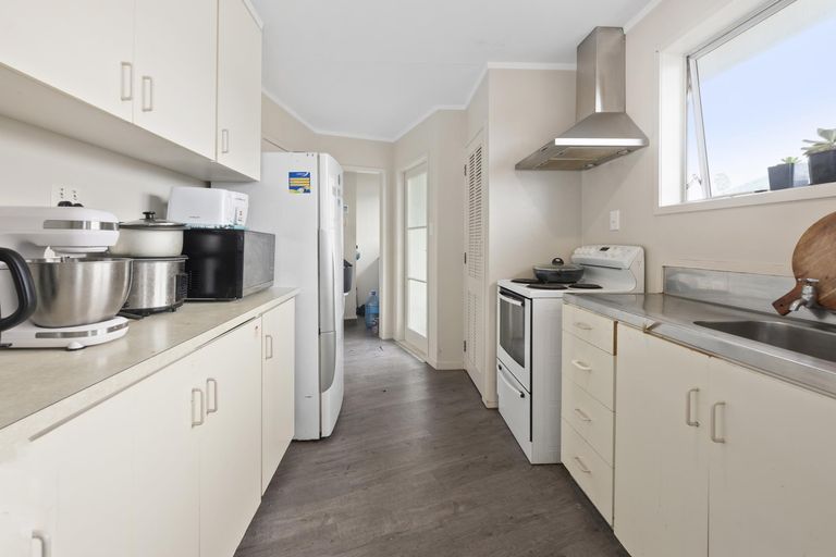 Photo of property in 18 Sequoia Crescent, Owhata, Rotorua, 3010