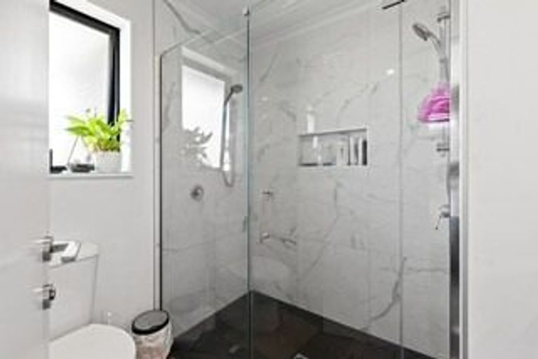 Photo of property in 32 Selfe Crescent, Burwood, Christchurch, 8083