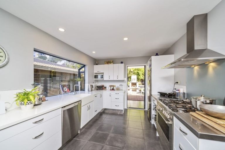 Photo of property in 13 Annandale Street, Lynmouth, New Plymouth, 4310