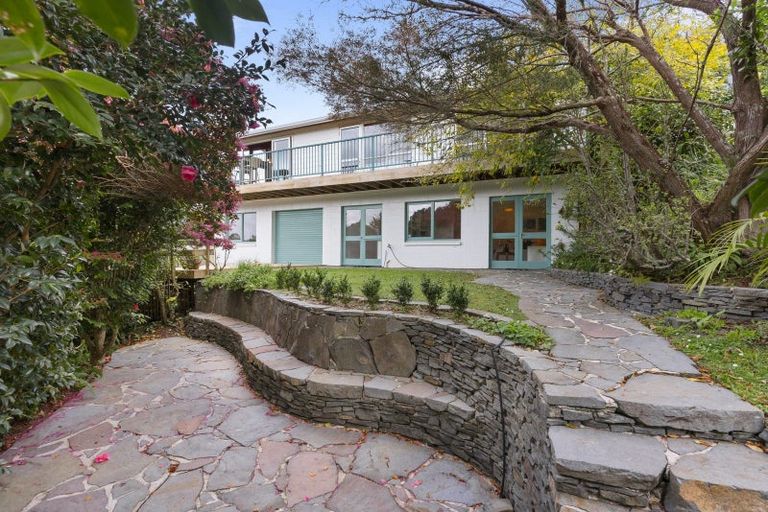 Photo of property in 12 Mcdowell Crescent, Hillcrest, Auckland, 0627