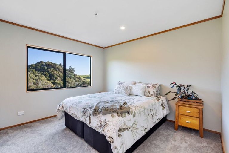 Photo of property in 1559 Pataua Road North, Pataua North, Whangarei, 0175