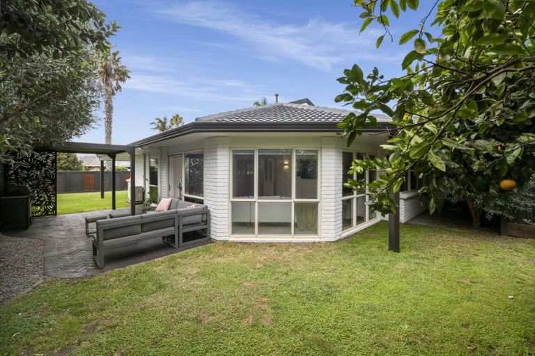 Photo of property in 10 Monterey Key, Papamoa Beach, Papamoa, 3118