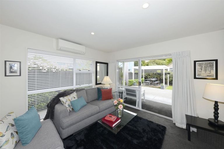 Photo of property in 5b Memorial Avenue, Ilam, Christchurch, 8053