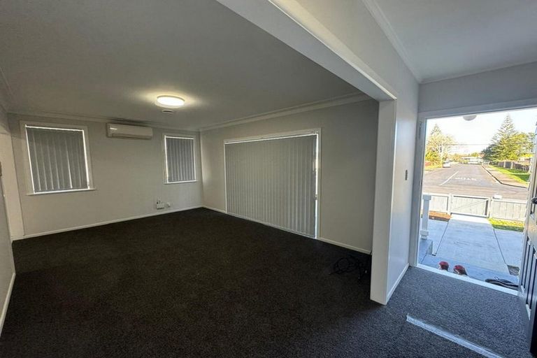 Photo of property in 42 Sheehan Avenue, Papakura, 2110