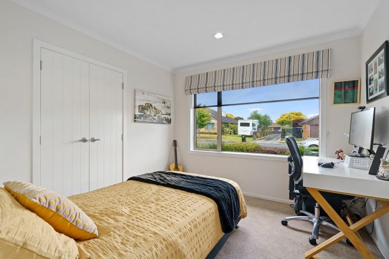 Photo of property in 10 Cooper Crescent, Cambridge, 3434