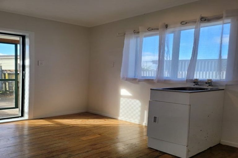 Photo of property in 34 Antrim Crescent, Otara, Auckland, 2023