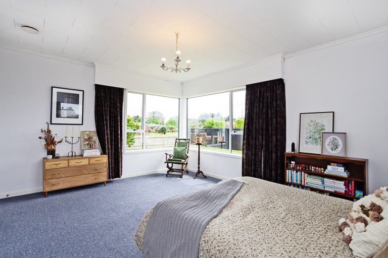 Photo of property in 787 Queens Drive, Waikiwi, Invercargill, 9810