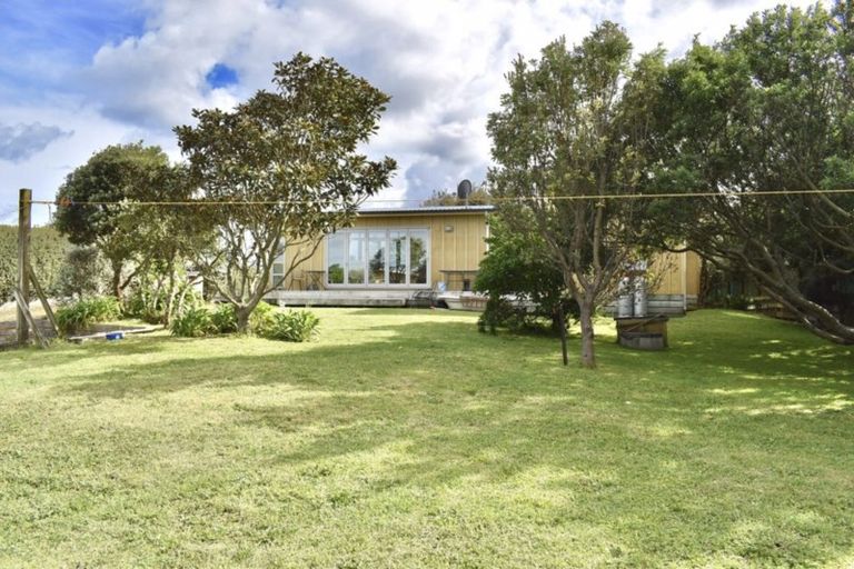 Photo of property in 5 Brendan Drive, Te Horo Beach, Otaki, 5581