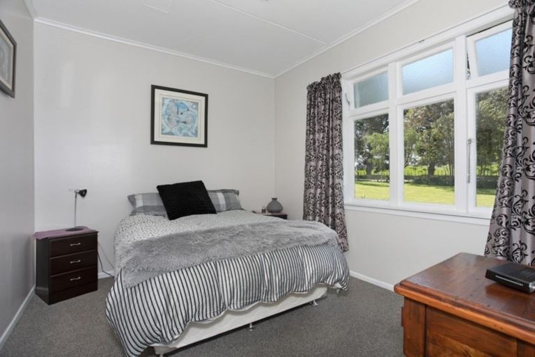 Photo of property in 195 Raumai Road, Bulls, 4894