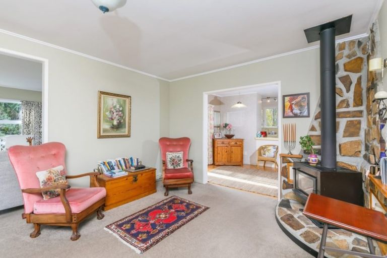 Photo of property in 42 Infidel Place, Torbay, Auckland, 0630