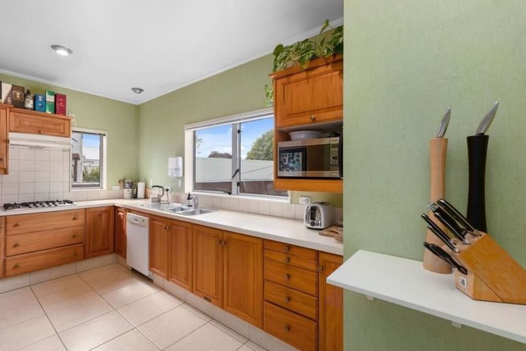 Photo of property in 2 Potomaru Street, Boulcott, Lower Hutt, 5010