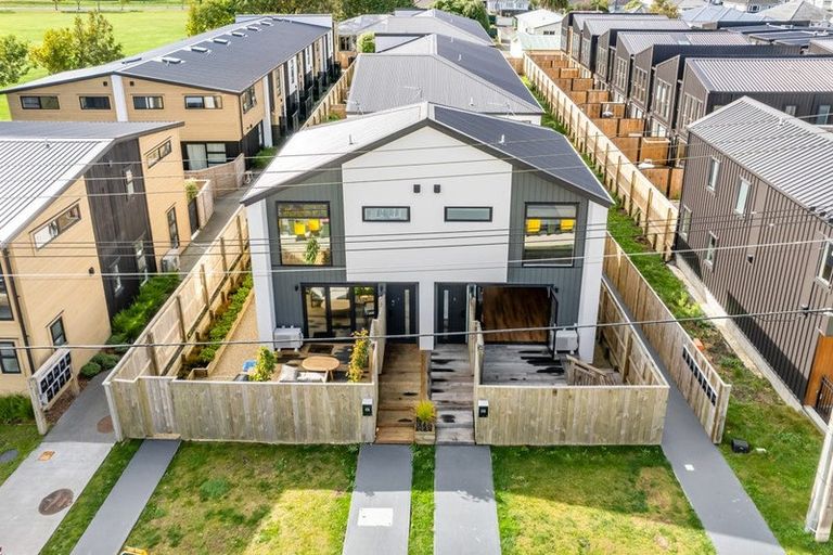 Photo of property in 2/26 Fitzherbert Road, Wainuiomata, Lower Hutt, 5014