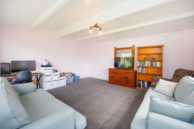 Photo of property in 132 Limbrick Street, Terrace End, Palmerston North, 4410