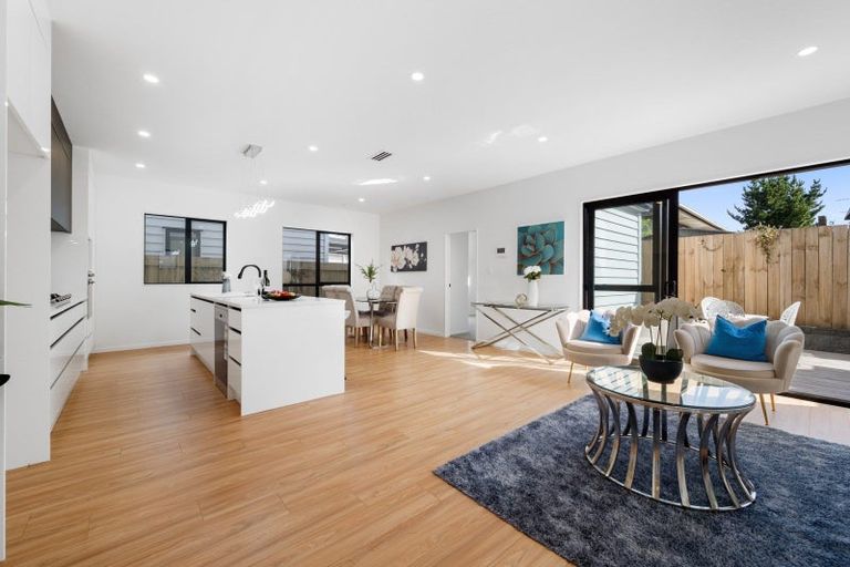 Photo of property in 39b Maugham Drive, Bucklands Beach, Auckland, 2014