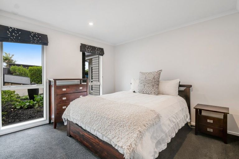 Photo of property in 23 Manhattan Rise, Orewa, 0931