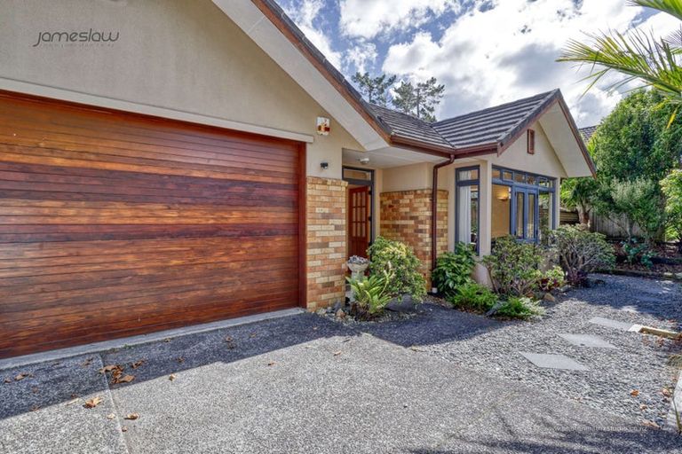 Photo of property in 198 Kyle Road, Greenhithe, Auckland, 0632