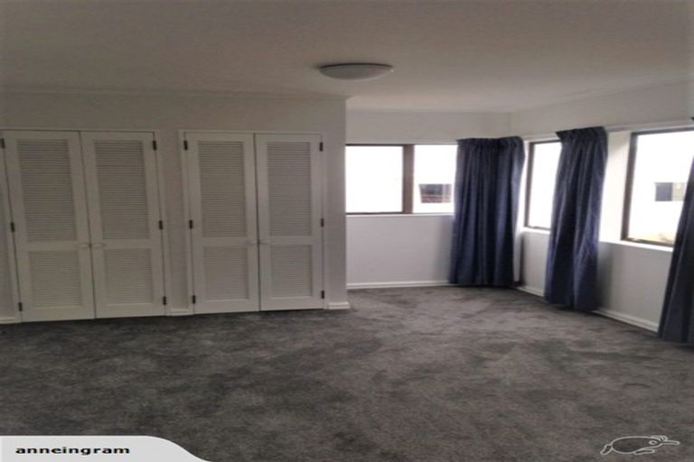 Photo of property in 112 Weka Street, Miramar, Wellington, 6022