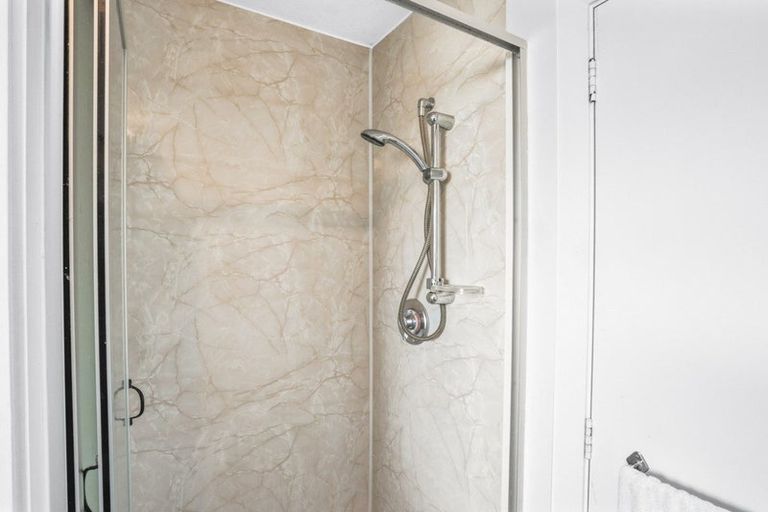 Photo of property in 77 Halberg Street, Dallington, Christchurch, 8061