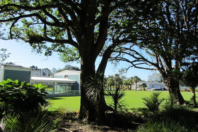 Photo of property in 15 Parkside Drive, Orewa, 0931