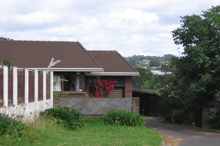 Photo of property in 10 Berridge Avenue, Point Chevalier, Auckland, 1022