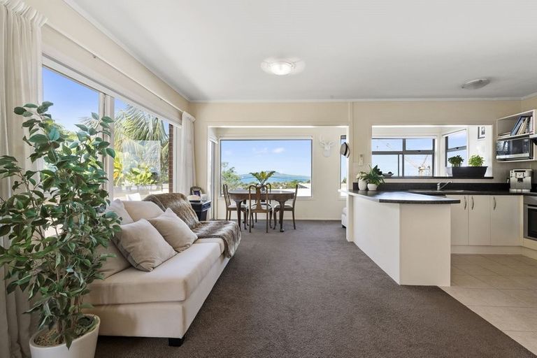 Photo of property in 1/2 Prospect Terrace, Milford, Auckland, 0620
