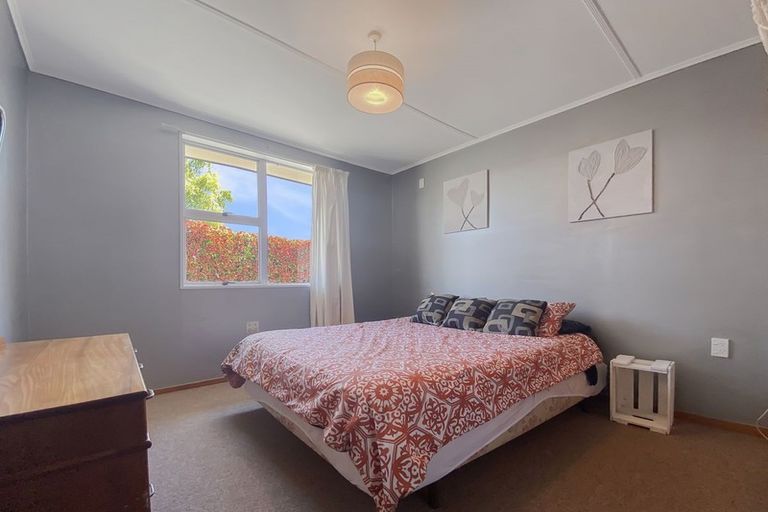 Photo of property in 14 Omahau Crescent, Twizel, 7901