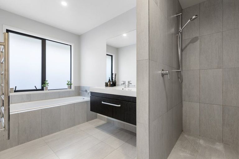 Photo of property in 2 Pimelea Street, Papamoa Beach, Papamoa, 3118