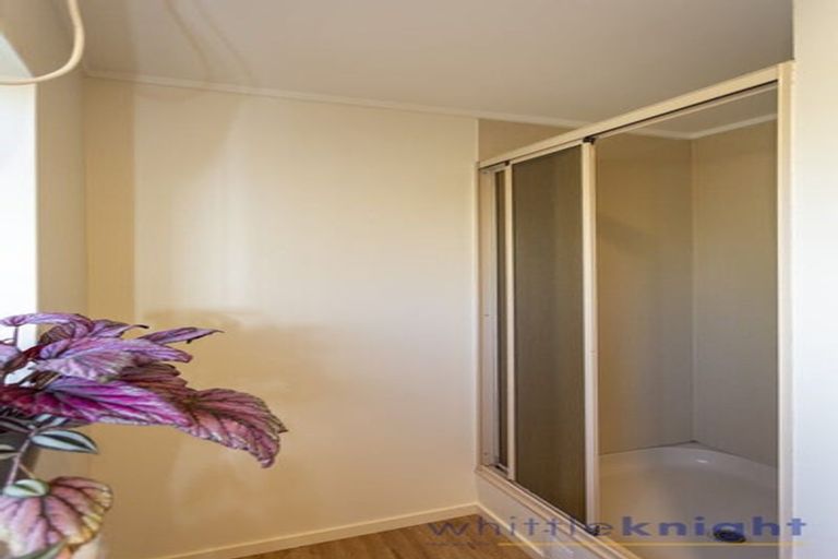 Photo of property in 2/196 England Street, Linwood, Christchurch, 8011